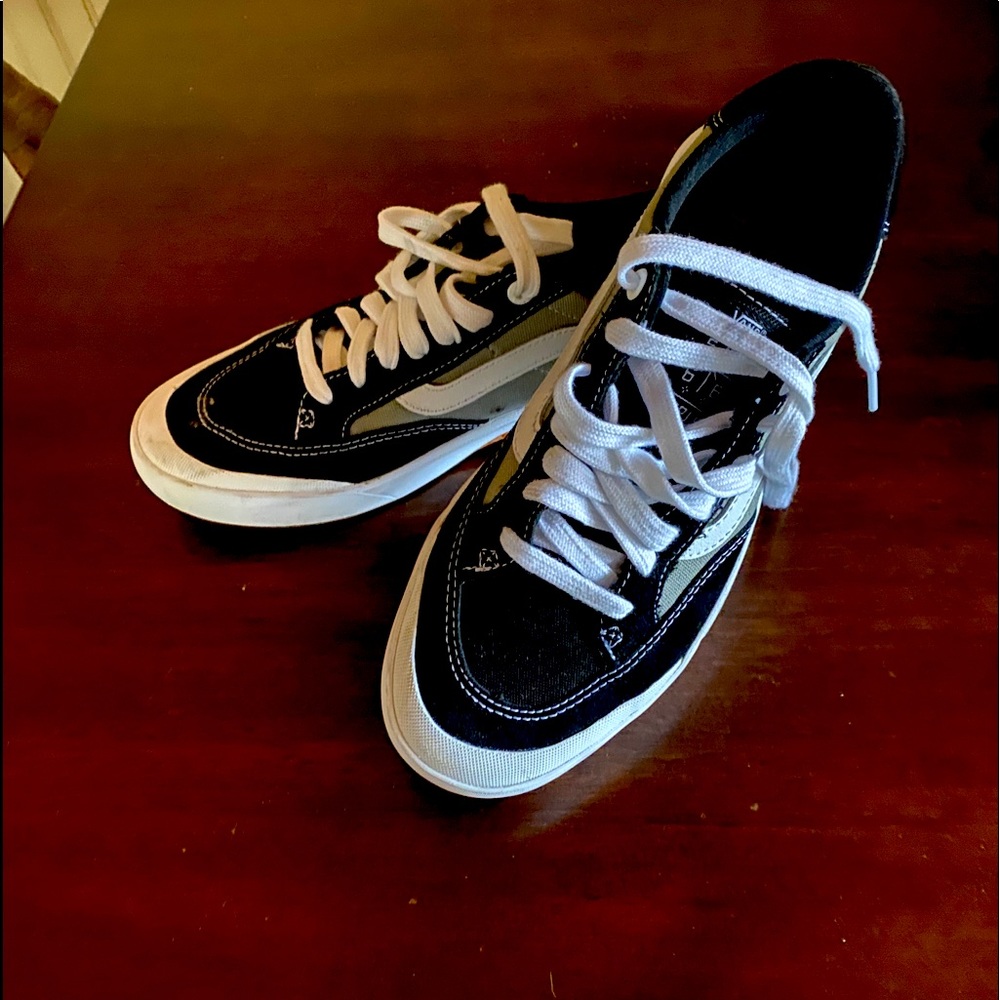 NWOT VANS